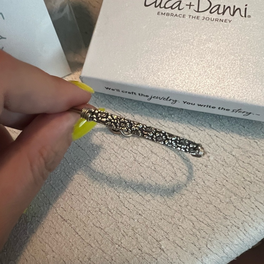 Luca and Danni floral bangle bracelet